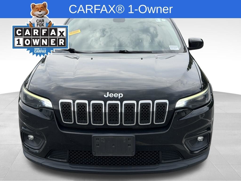 Used 2019 Jeep Cherokee Latitude SUV