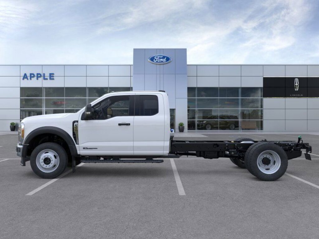 New 2026 Ford F-550SD XL Chassis