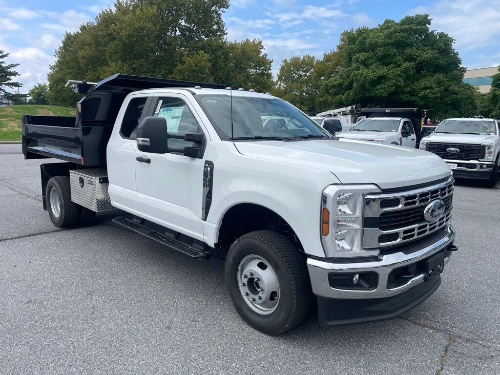 New 2026 Ford F-350SD XL Chassis