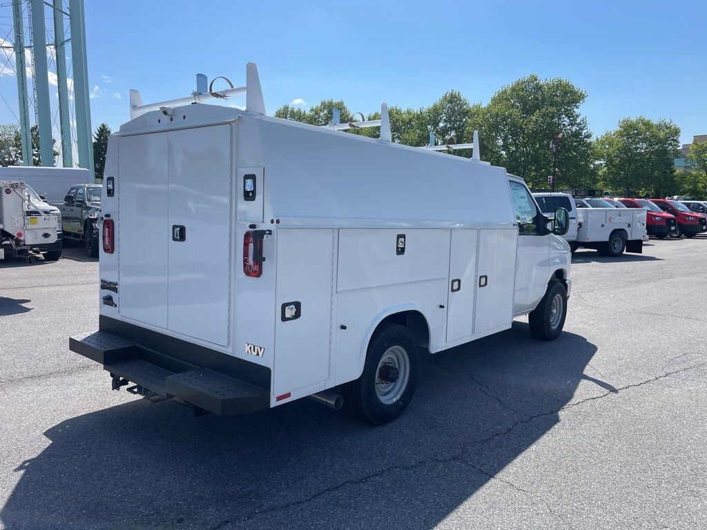 New 2026 Ford E-350SD Base Cab/Chassis