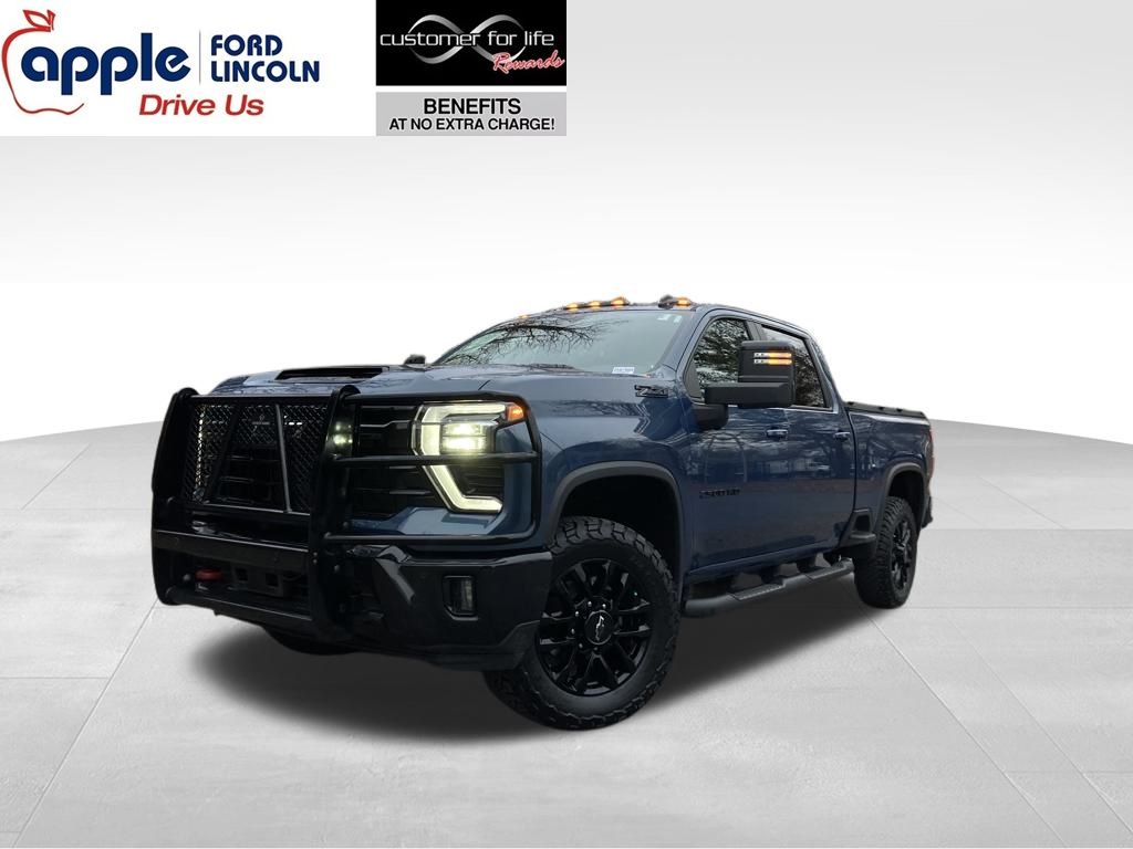 2025 Chevrolet Silverado 2500HD LT's photo