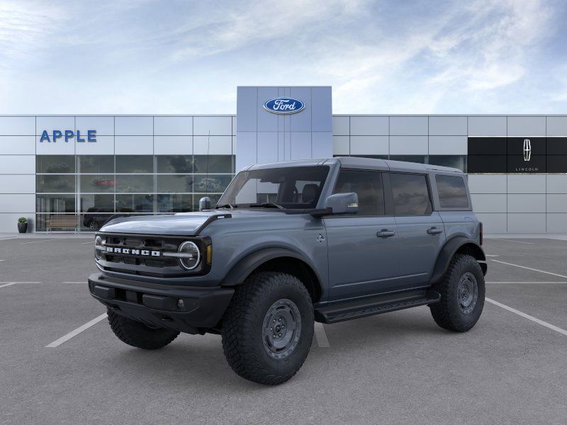 2025 Ford Bronco 4-Door Outer Banks's photo