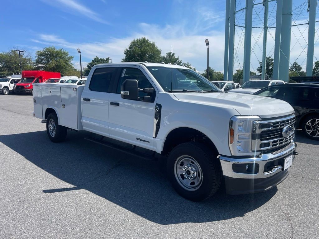 New 2026 Ford F-350SD XL Chassis