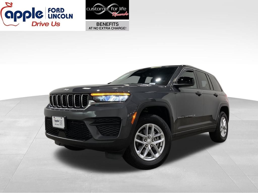 2025 Jeep Grand Cherokee Laredo's photo