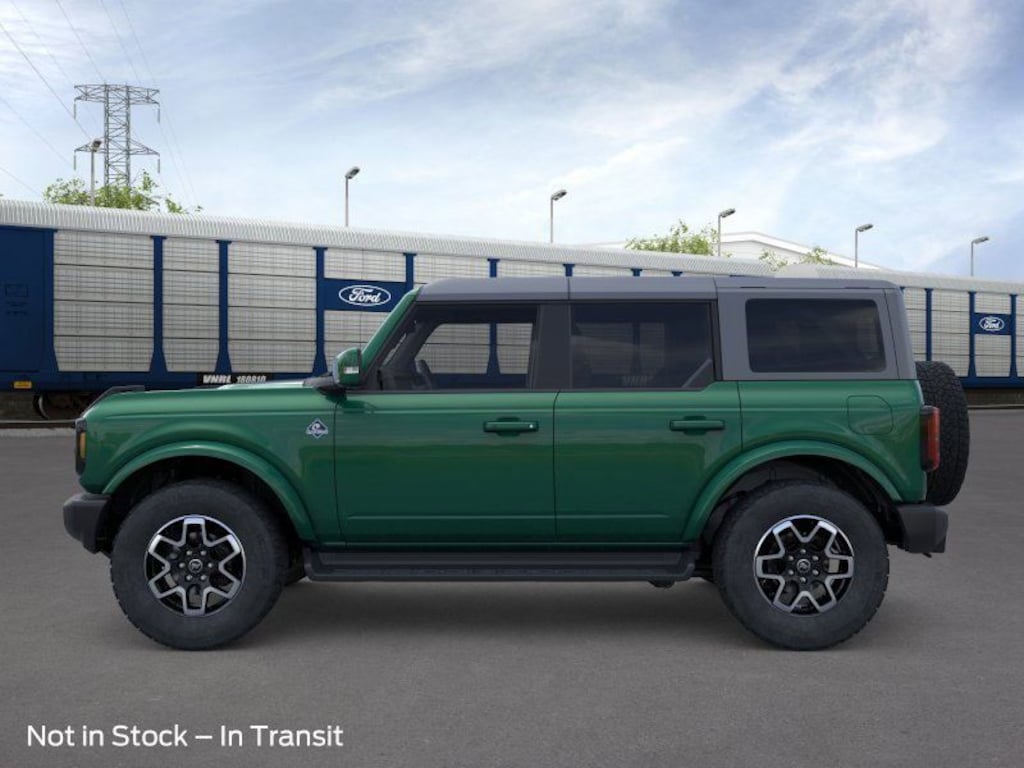 New 2025 Ford Bronco Outer Banks SUV