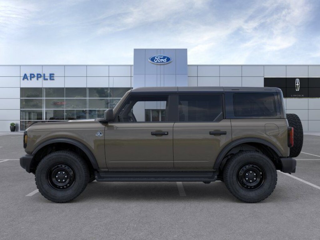 New 2026 Ford Bronco Outer Banks SUV