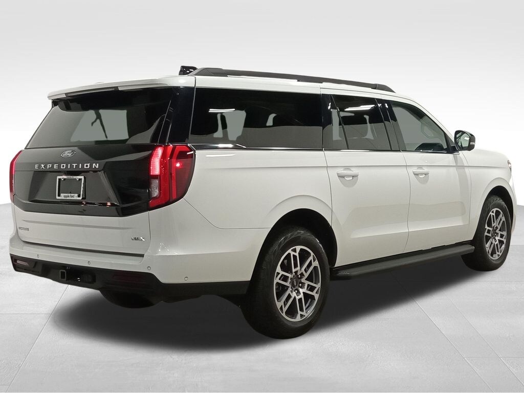 Used 2025 Ford Expedition Max Active SUV