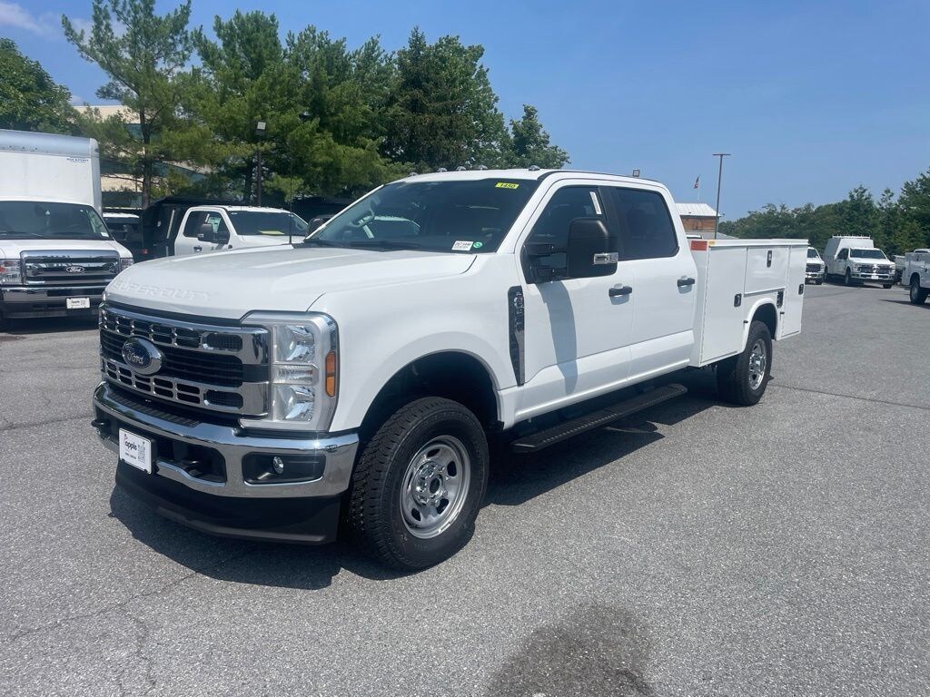 New 2026 Ford F-350SD XL Chassis