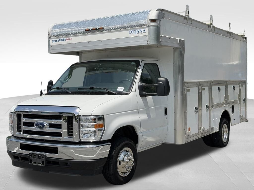 Used 2024 Ford E-450SD Base Cab/Chassis