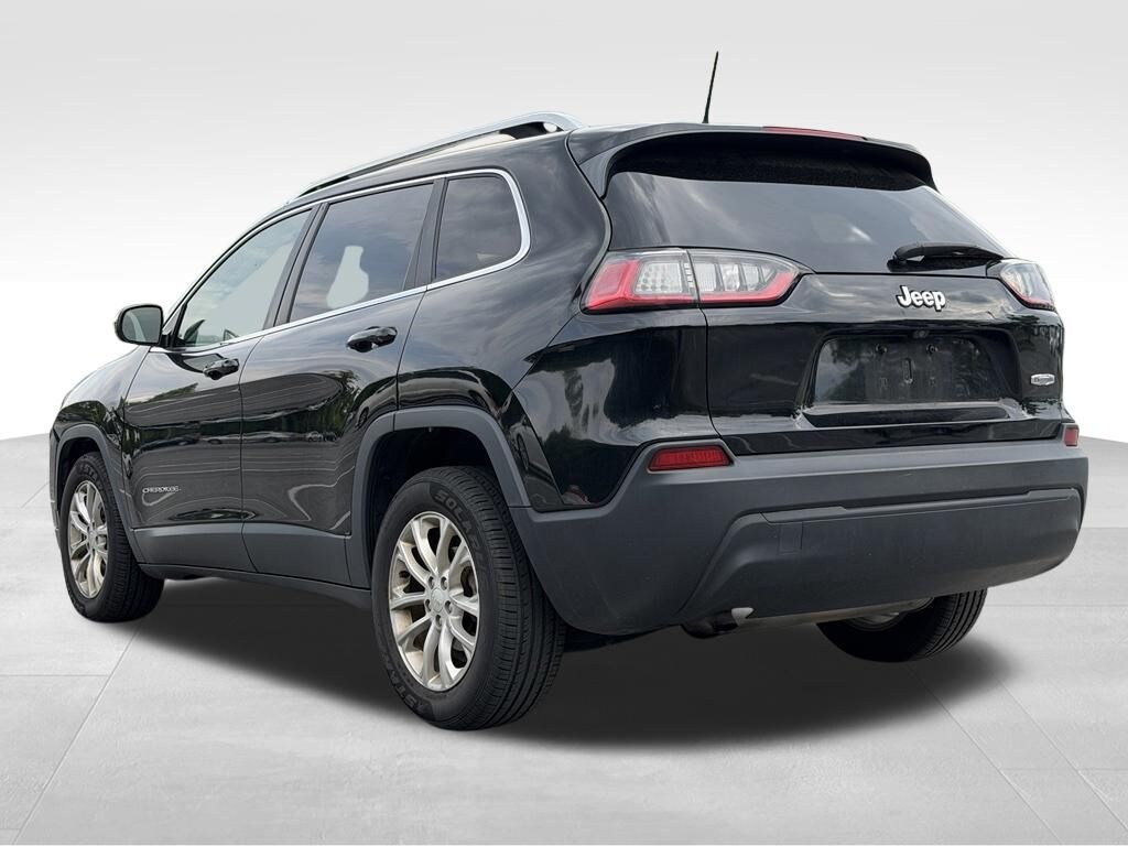 Used 2019 Jeep Cherokee Latitude SUV