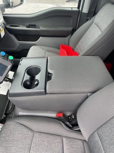 2025 Ford F-550 Super Duty Chassis Cab XL - Photo 11