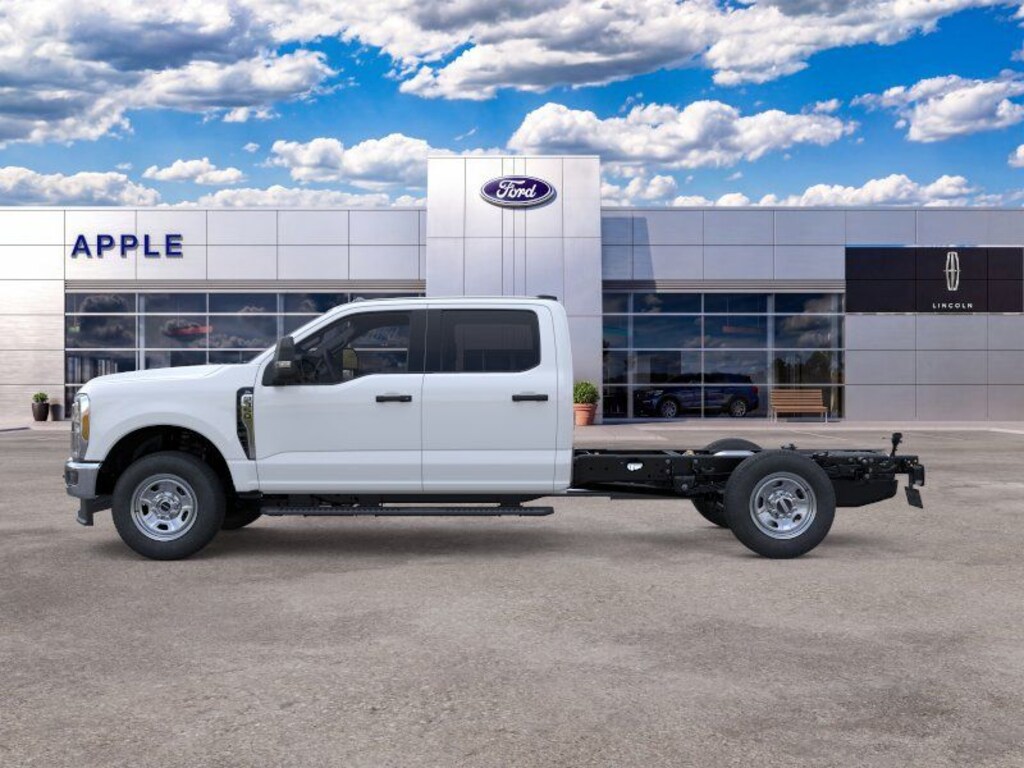 New 2026 Ford F-350SD XL Chassis