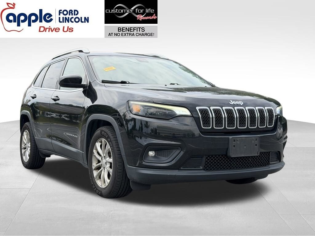 Used 2019 Jeep Cherokee Latitude SUV