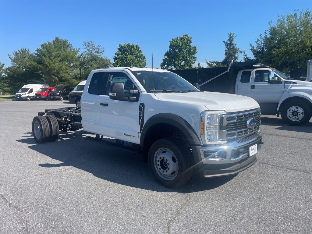 New 2026 Ford F-450SD XL Chassis