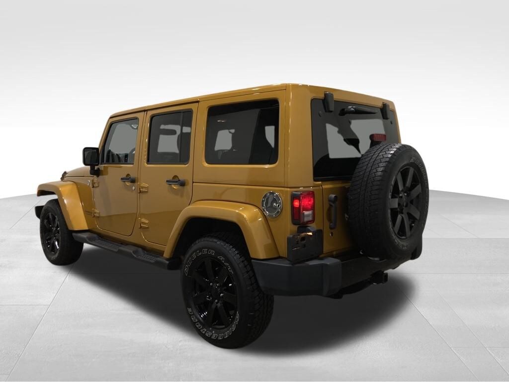 Used 2014 Jeep Wrangler Unlimited Altitude SUV