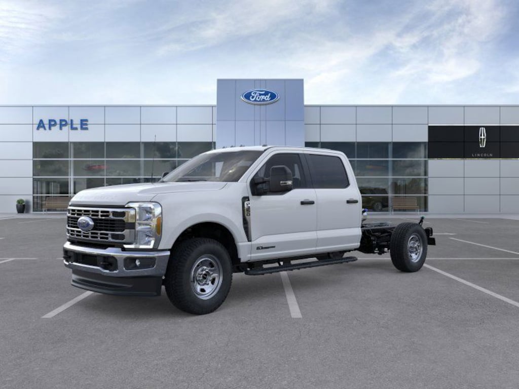 New 2025 Ford F-350SD XL Chassis