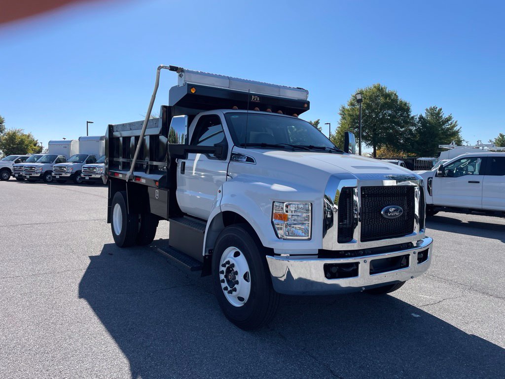 New 2027 Ford F-650SD Base Truck