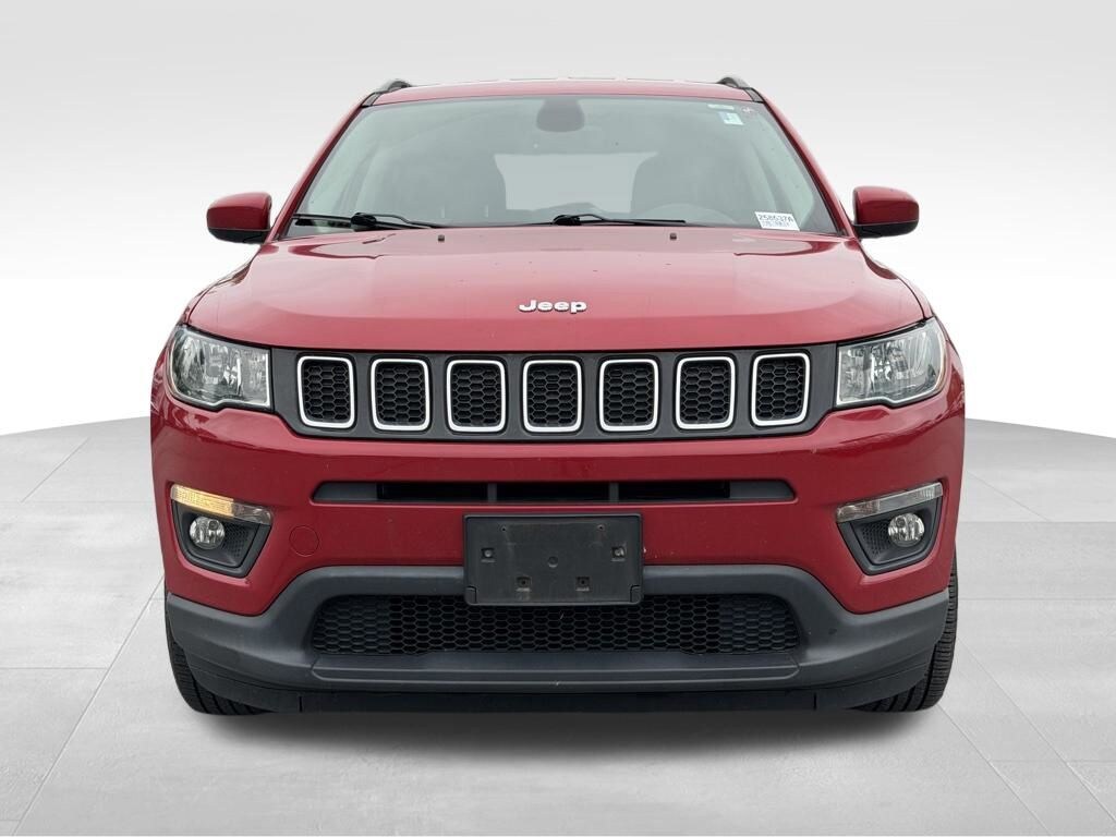 Used 2018 Jeep Compass Latitude SUV