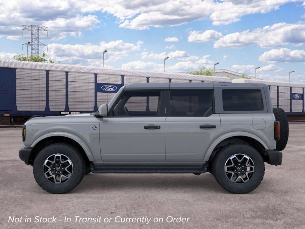 New 2026 Ford Bronco Outer Banks SUV