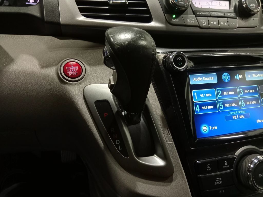 2014 Honda Odyssey Touring Elite - Photo 27