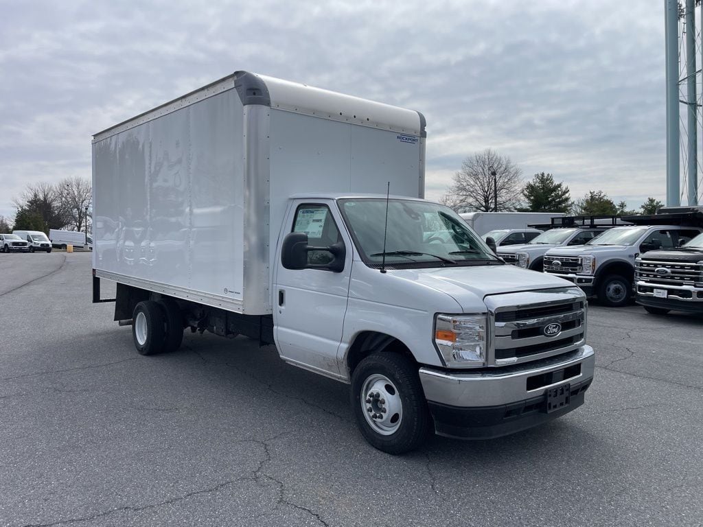 2027 Ford E-Series DRW E-350 Super Duty 176 in WB's photo