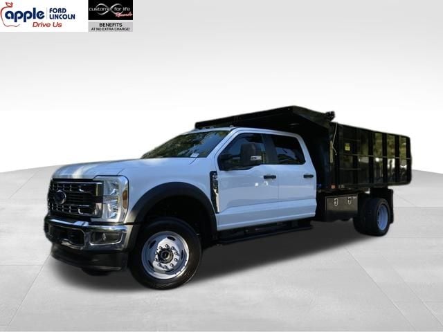 2024 Ford F-550 Super Duty Chassis Cab XL's photo