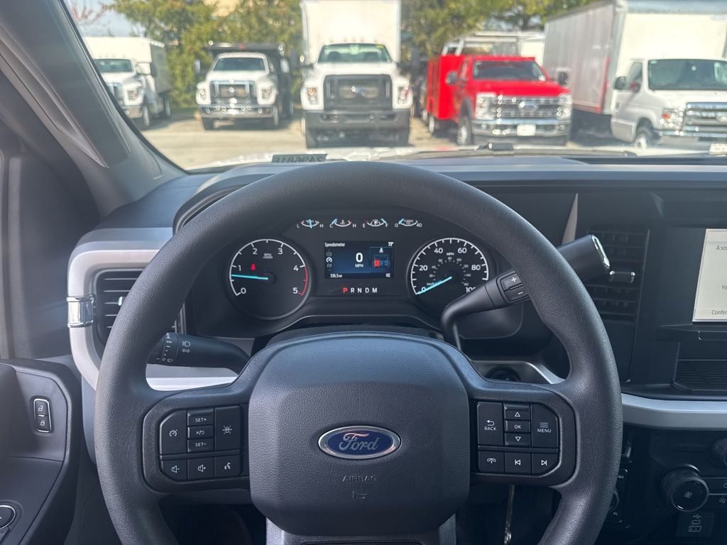 2025 Ford F-450 Super Duty Chassis Cab XL - Photo 14