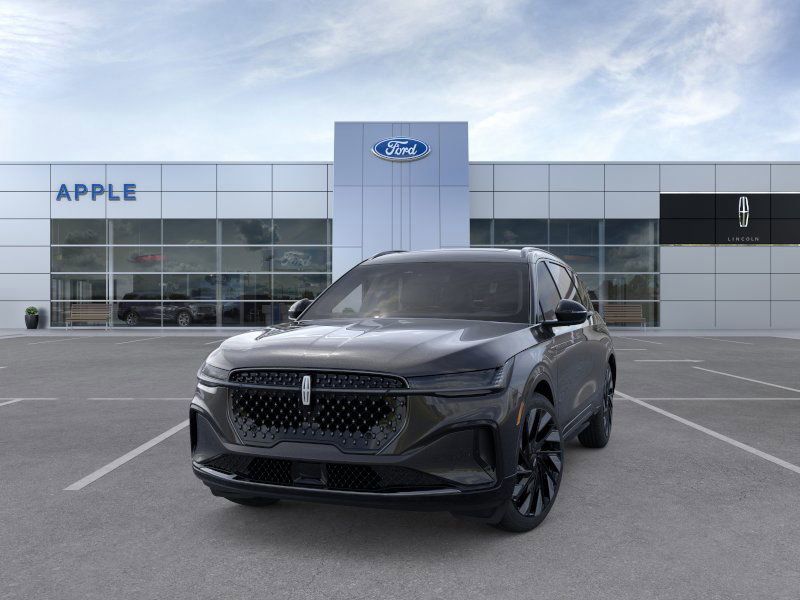 2026 Lincoln Nautilus Reserve photo 2