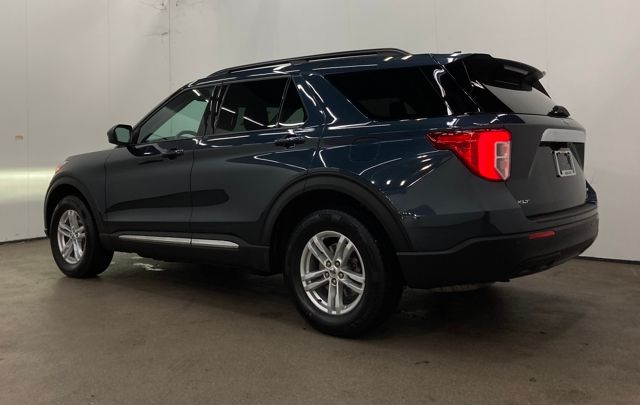 2022 Ford Explorer XLT photo 3