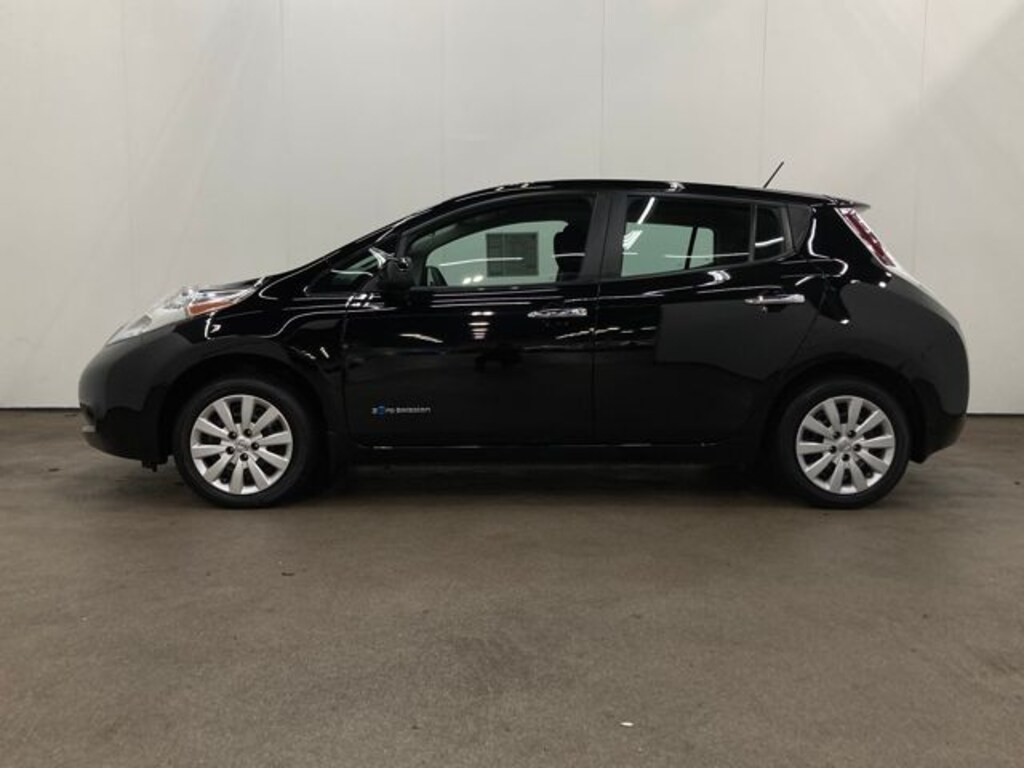 Used 2017 Nissan Leaf S Hatchback