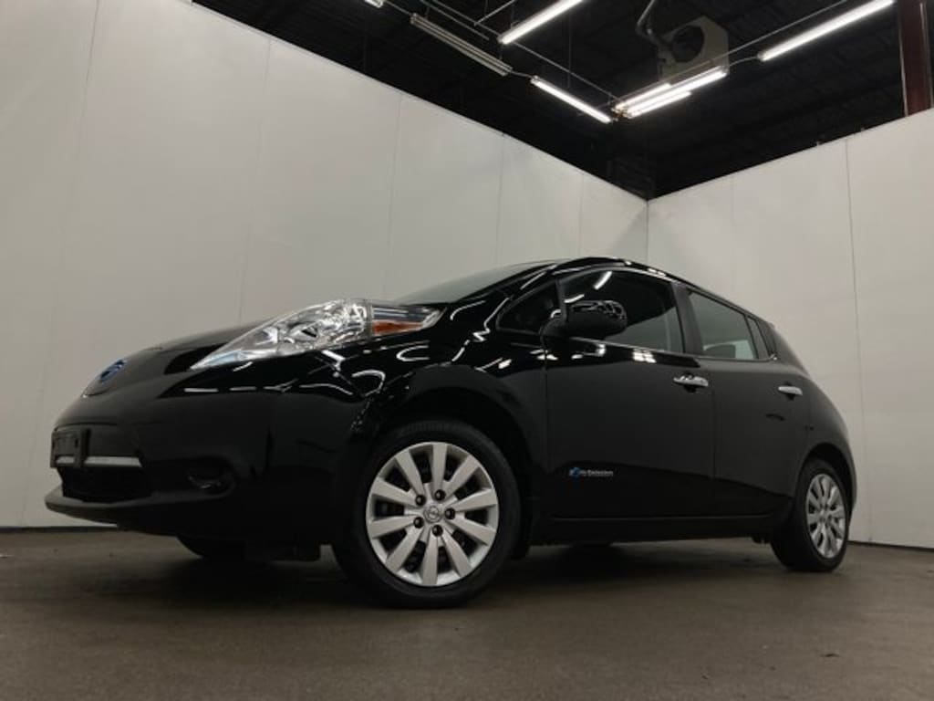 Used 2017 Nissan Leaf S Hatchback