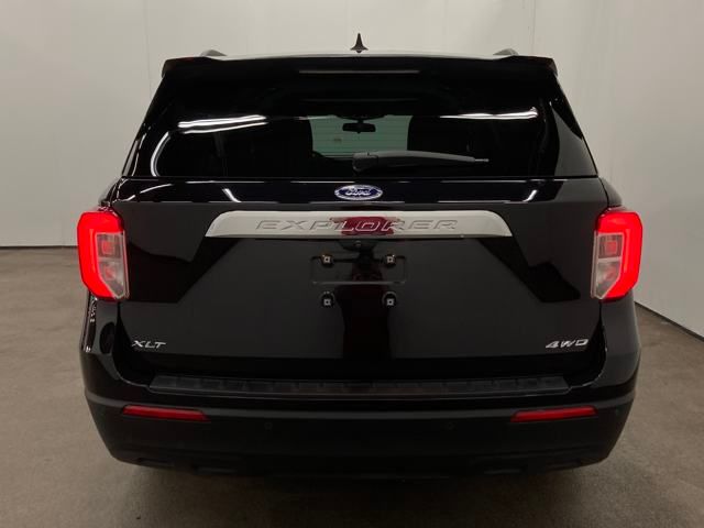 2021 Ford Explorer XLT photo 4