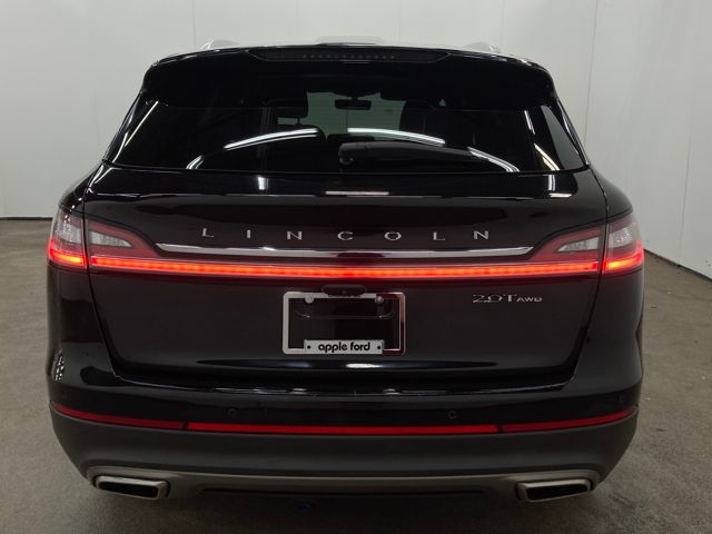 2019 Lincoln Nautilus Select photo 4