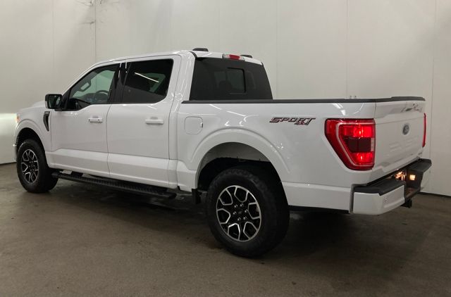 2023 Ford F-150 XLT photo 2
