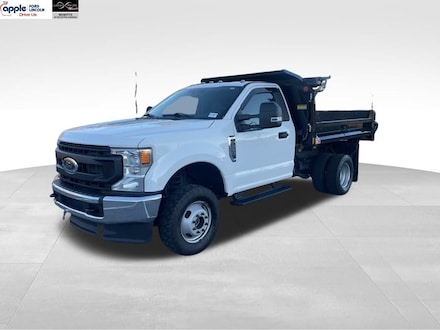 2022 Ford F-350SD XL Chassis