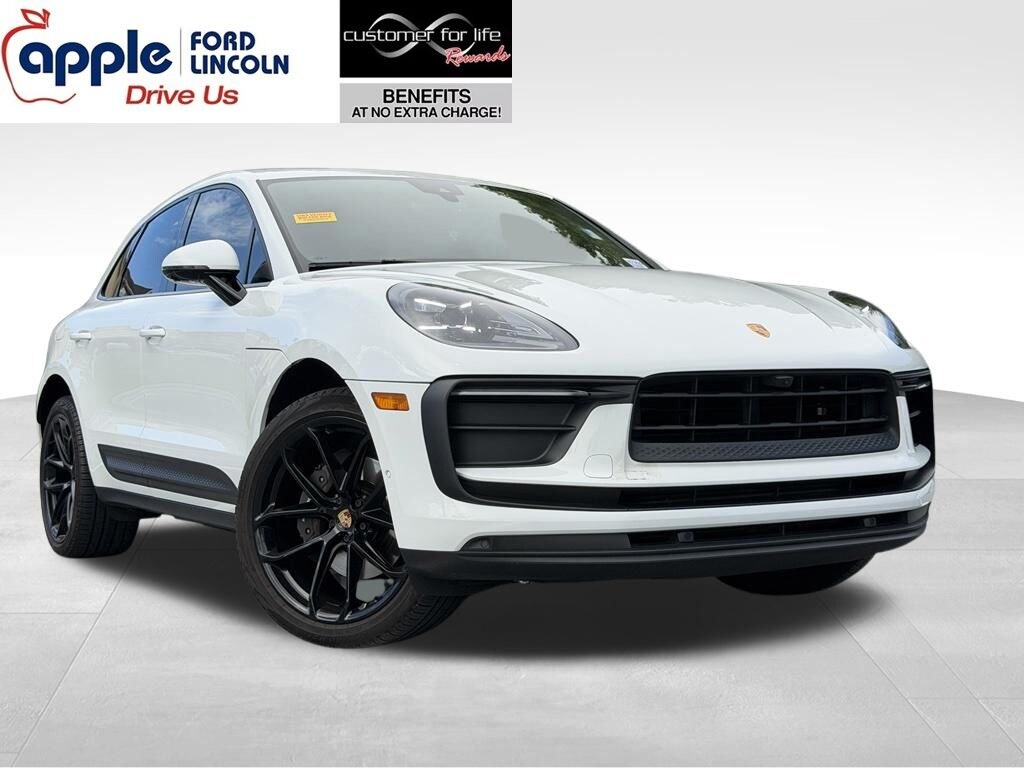 Used 2022 Porsche Macan Base SUV