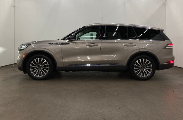 2020 Lincoln Aviator Reserve photo 2