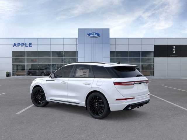 2025 Lincoln Corsair Grand Touring photo 4