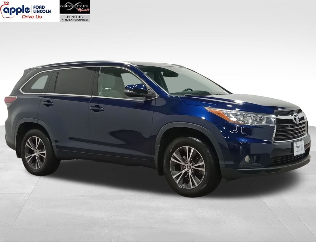 Used 2016 Toyota Highlander XLE V6 SUV