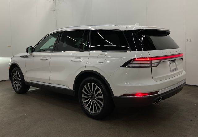2022 Lincoln Aviator Reserve photo 3