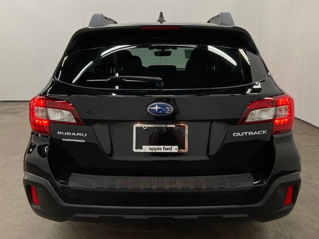 2019 Subaru Outback 2.5i Premium photo 3