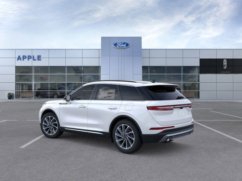 2026 Lincoln Corsair Premiere photo 3