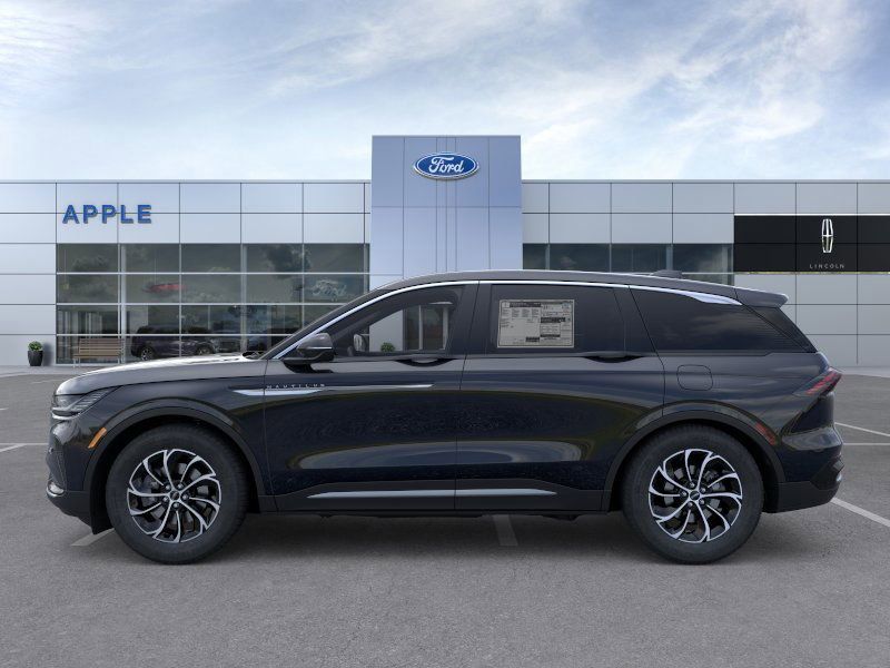 2026 Lincoln Nautilus Premiere photo 3