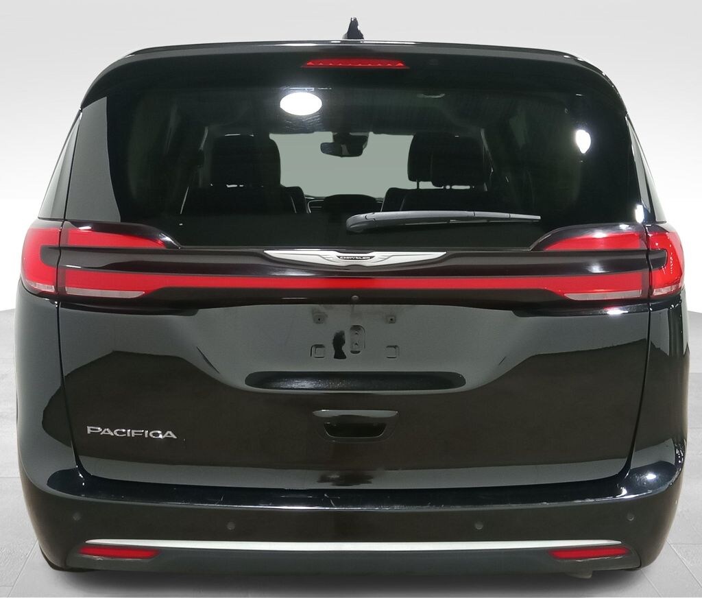 Certified 2024 Chrysler Pacifica Touring L Minivan/Van