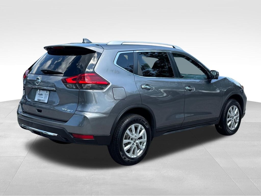 Used 2017 Nissan Rogue SV SUV