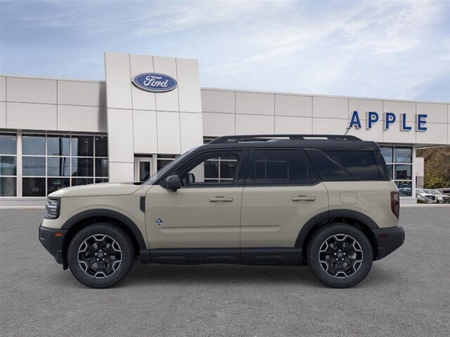 2025 Ford Bronco Sport Outer Banks photo 3