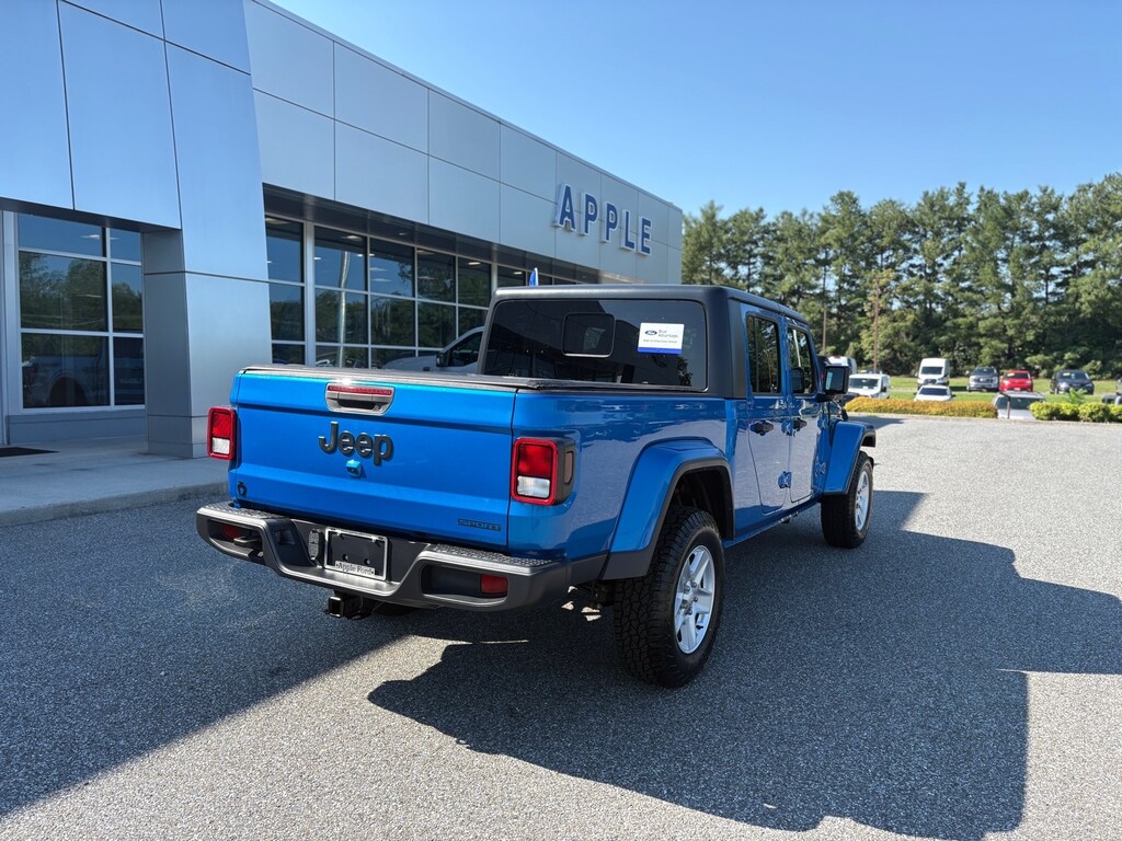Certified 2021 Jeep Gladiator Sport Truck