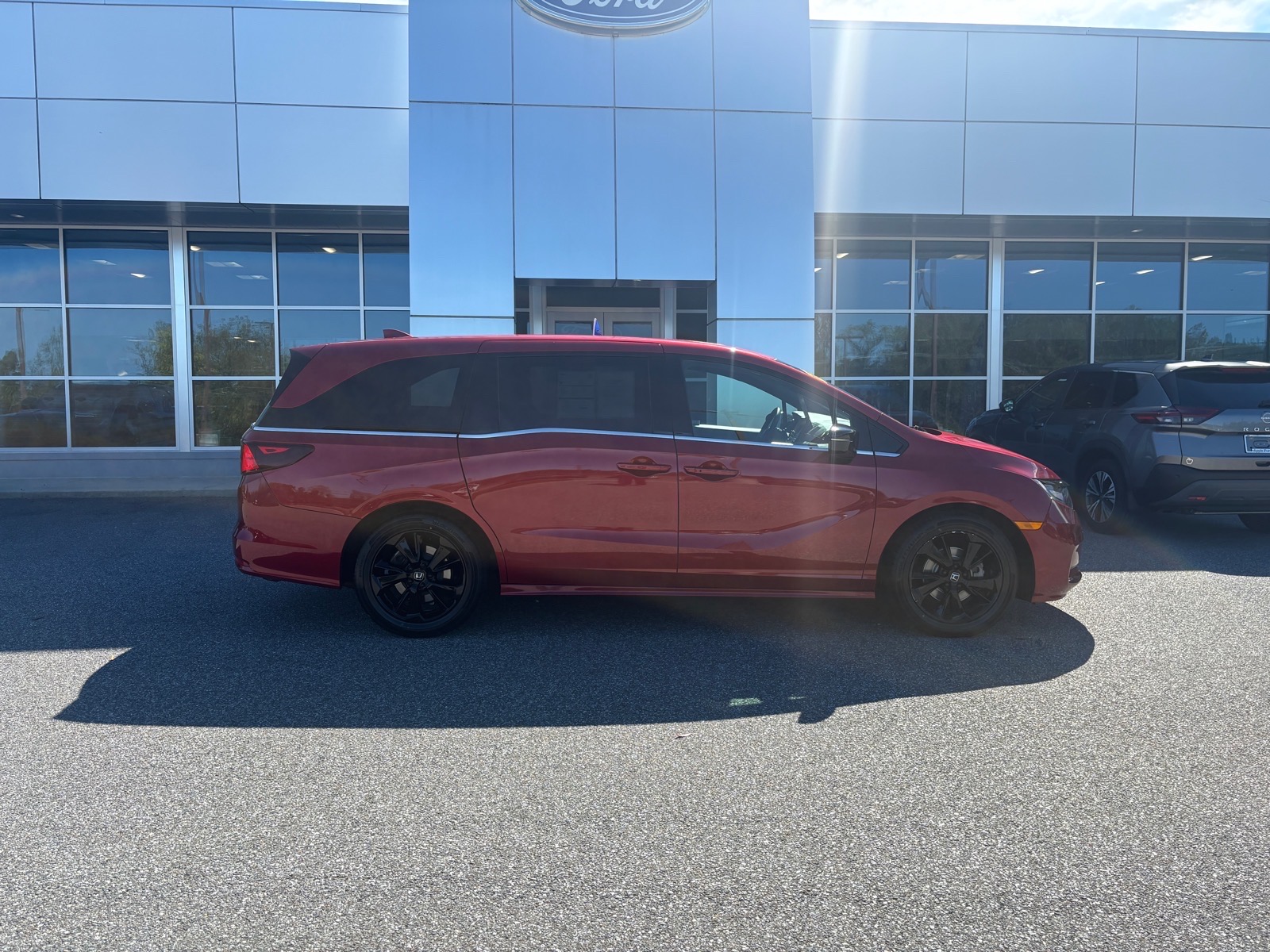 Certified 2023 Honda Odyssey Sport Minivan/Van