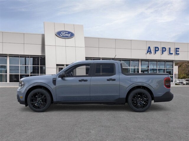 2025 Ford Maverick XLT photo 3