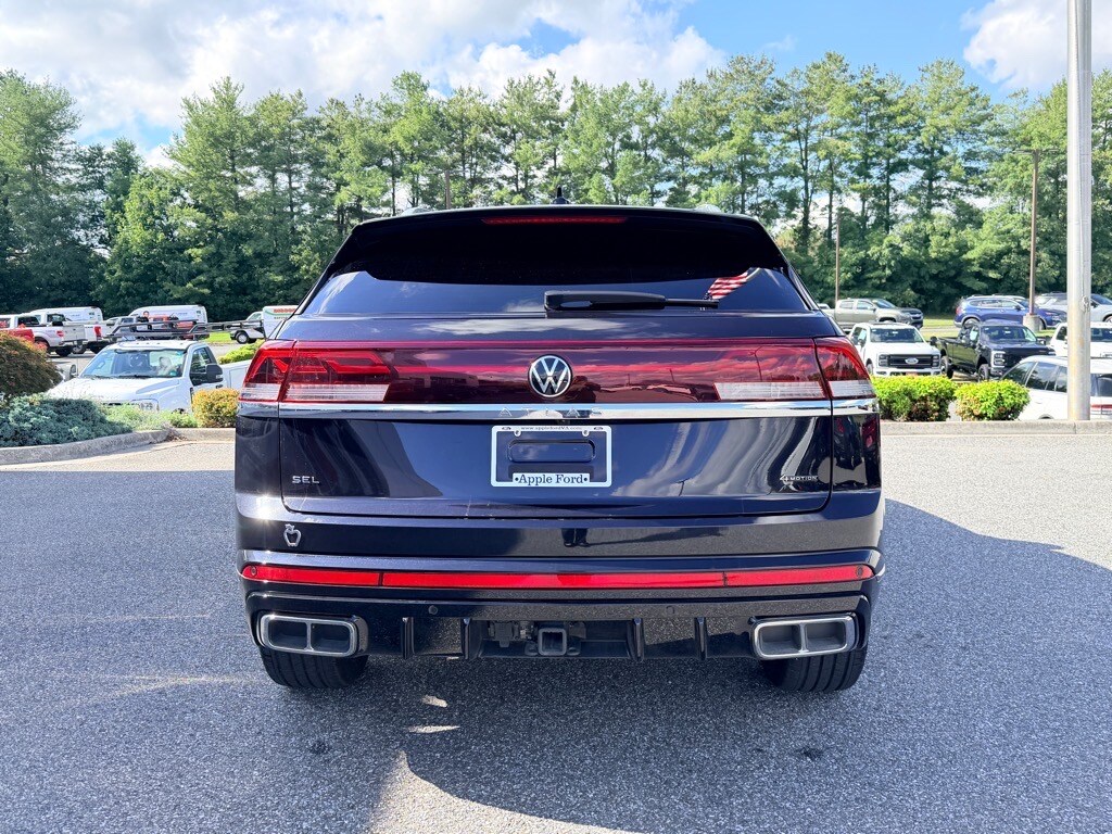 2025 Volkswagen Atlas Cross Sport SEL Premium R-Line photo 4